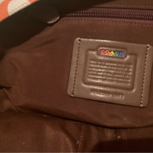 COACH authentic backpack - Picture 2 of 5